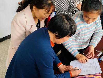 联通家校，共架金桥——辉县市常村镇中心学校第七届家委会成立暨家庭教育咨询服务启动